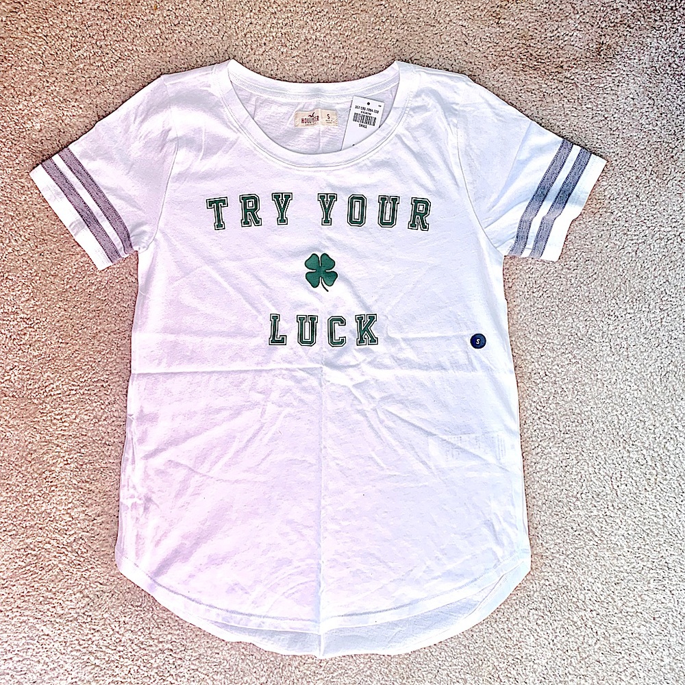 Hollister Women’s Vintage T-shirt - Small